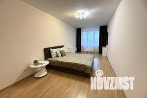 3-к квартира, посуточно, 65м2, 13/16 этаж