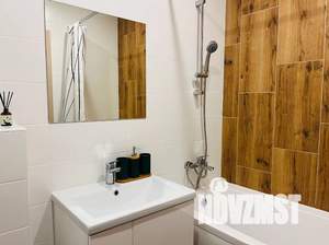 2-к квартира, посуточно, 43м2, 1/1 этаж