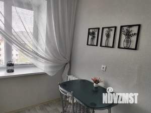 1-к квартира, посуточно, 33м2, 6/9 этаж