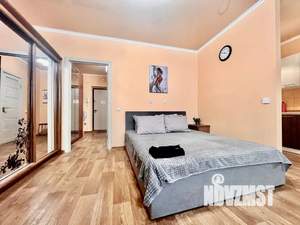 Студия квартира, посуточно, 37м2, 7/20 этаж