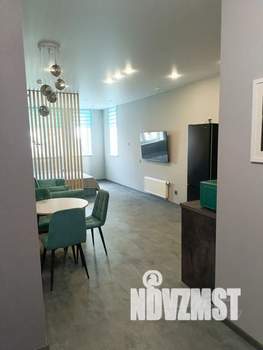 Студия квартира, посуточно, 37м2, 13/19 этаж