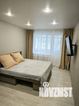 1-к квартира, посуточно, 50м2, 2/9 этаж