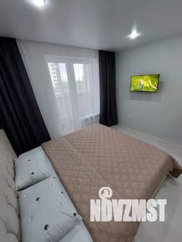 Студия квартира, посуточно, 25м2, 11/19 этаж