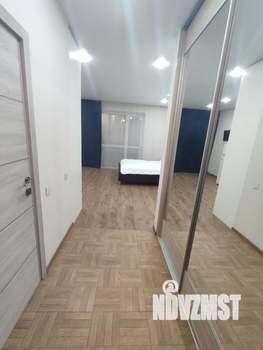 Студия квартира, посуточно, 35м2, 1/19 этаж