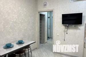 1-к квартира, посуточно, 38м2, 2/10 этаж