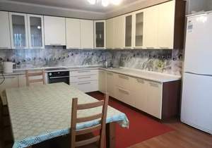 2-к квартира, на длительный срок, 85м2, 7/10 этаж