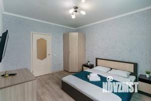 2-к квартира, посуточно, 64м2, 13/20 этаж