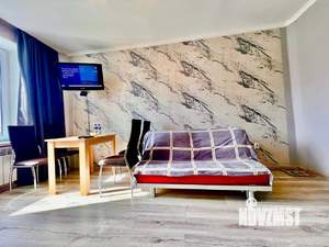 Студия квартира, посуточно, 35м2, 3/12 этаж