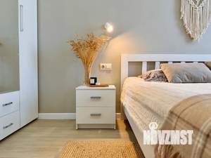 1-к квартира, посуточно, 40м2, 23/25 этаж