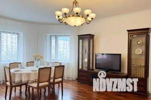 3-к квартира, посуточно, 120м2, 3/10 этаж