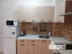 Студия квартира, посуточно, 32м2, 12/17 этаж