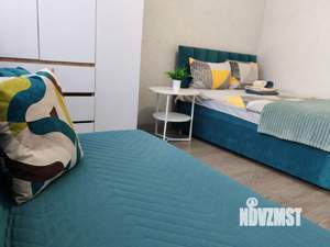 2-к квартира, посуточно, 40м2, 3/20 этаж