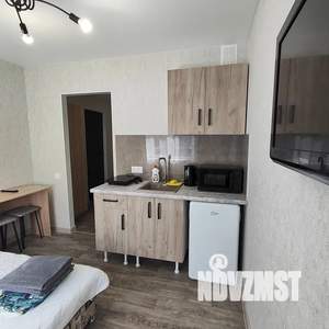 Студия квартира, посуточно, 17м2, 1/9 этаж