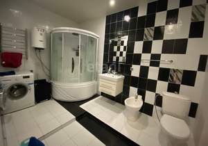 3-к квартира, на длительный срок, 110м2, 1/2 этаж