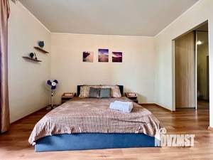 Студия квартира, посуточно, 35м2, 6/20 этаж