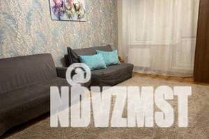 1-к квартира, посуточно, 37м2, 9/9 этаж