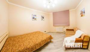 2-к квартира, посуточно, 43м2, 1/1 этаж