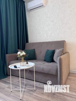 Студия квартира, посуточно, 30м2, 21/22 этаж