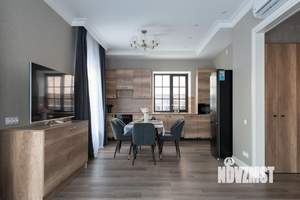 5-к квартира, посуточно, 204м2, 1/1 этаж