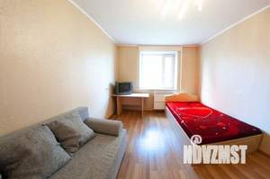 1-к квартира, посуточно, 53м2, 1/1 этаж