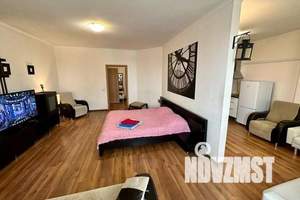 1-к квартира, посуточно, 56м2, 15/17 этаж