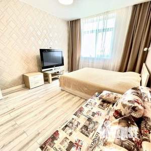 1-к квартира, посуточно, 50м2, 1/1 этаж