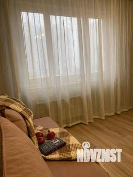 1-к квартира, посуточно, 39м2, 2/10 этаж