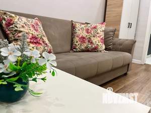 Студия квартира, посуточно, 28м2, 10/19 этаж