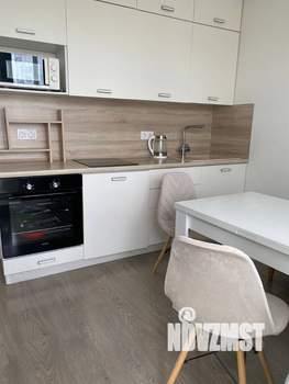 1-к квартира, посуточно, 39м2, 9/16 этаж