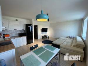 1-к квартира, на длительный срок, 62м2, 7/17 этаж