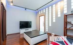 1-к квартира, посуточно, 64м2, 1/1 этаж