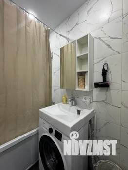 Студия квартира, посуточно, 35м2, 6/23 этаж