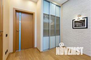 1-к квартира, посуточно, 67м2, 1/25 этаж