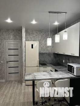 Студия квартира, посуточно, 30м2, 15/23 этаж