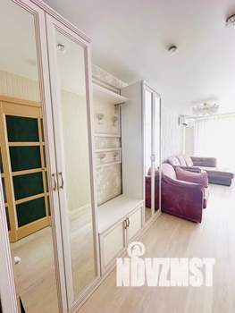 Студия квартира, посуточно, 28м2, 6/10 этаж