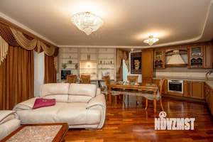 3-к квартира, вторичка, 91м2, 8/14 этаж