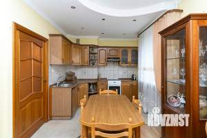 2-к квартира, вторичка, 75м2, 7/9 этаж