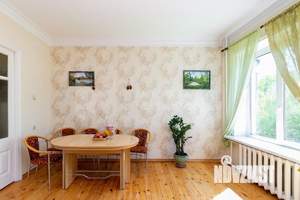 4-к квартира, вторичка, 152м2, 4/9 этаж