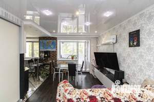 2-к квартира, вторичка, 56м2, 3/5 этаж
