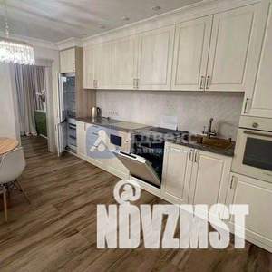 2-к квартира, вторичка, 44м2, 8/10 этаж