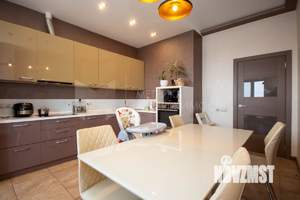 3-к квартира, вторичка, 132м2, 13/25 этаж