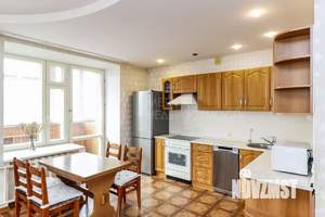 3-к квартира, вторичка, 109м2, 6/10 этаж