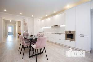 3-к квартира, вторичка, 107м2, 8/16 этаж
