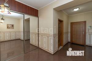 3-к квартира, вторичка, 164м2, 6/10 этаж