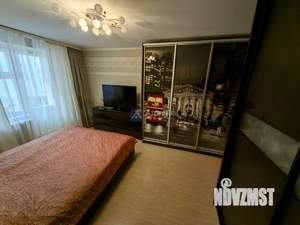 2-к квартира, вторичка, 72м2, 1/10 этаж