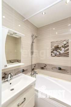 2-к квартира, вторичка, 49м2, 3/5 этаж