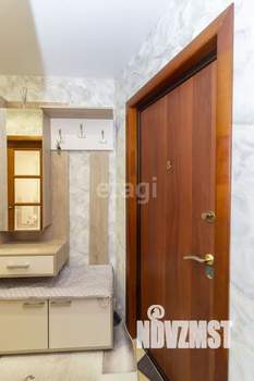 2-к квартира, вторичка, 54м2, 1/9 этаж