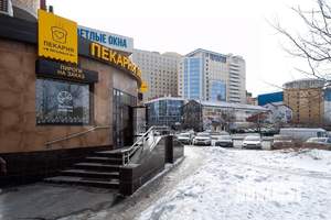 4-к квартира, вторичка, 74м2, 9/9 этаж