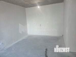 3-к квартира, вторичка, 58м2, 8/23 этаж