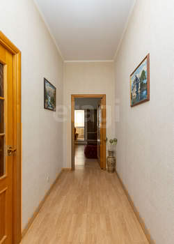 3-к квартира, вторичка, 142м2, 2/2 этаж